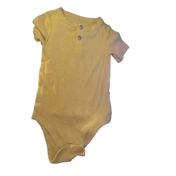 cat and jack outfit with yellow shirt and blue with hearts size 18 months - Picture 3 of 4